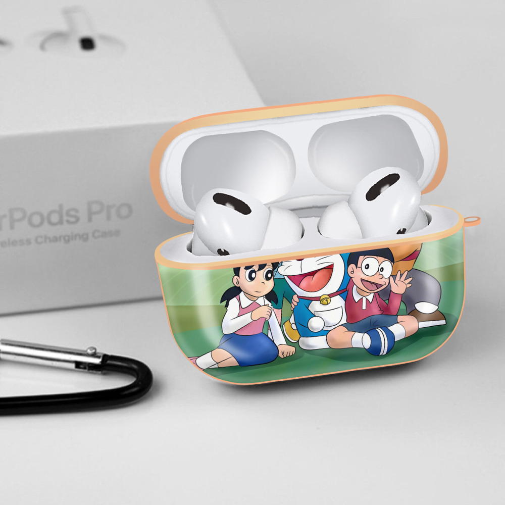ドラえもん Doraemon 【AirPods Pro用】ハードシェル保護ケース｜耐衝撃・防指紋・カラビナ付き商品仕様