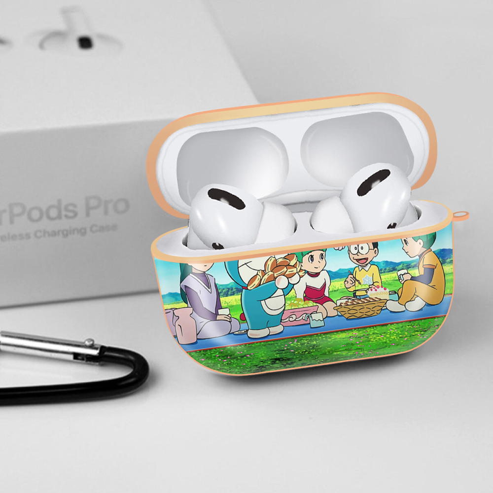 ドラえもん Doraemon 【AirPods Pro用】ハードシェル保護ケース｜耐衝撃・防指紋・カラビナ付き商品仕様