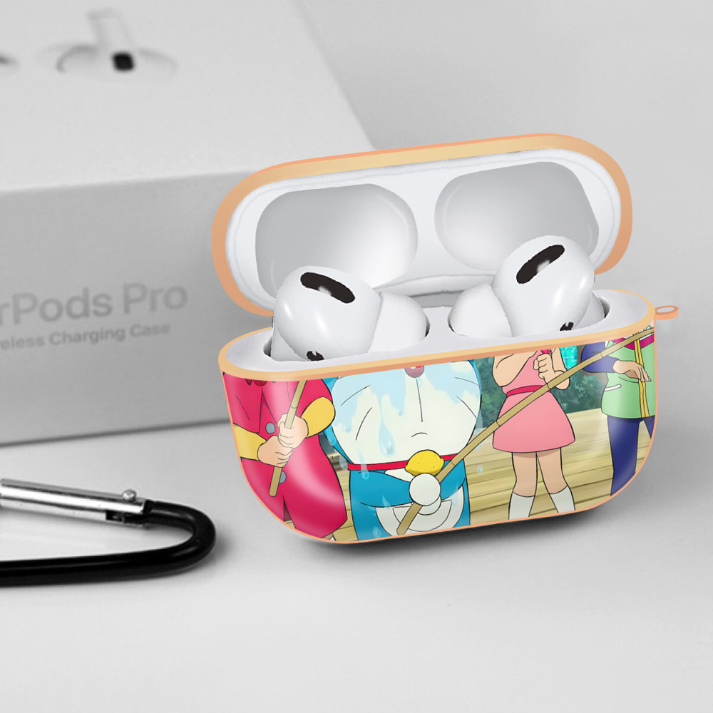 ドラえもん Doraemon 【AirPods Pro用】ハードシェル保護ケース｜耐衝撃・防指紋・カラビナ付き商品仕様