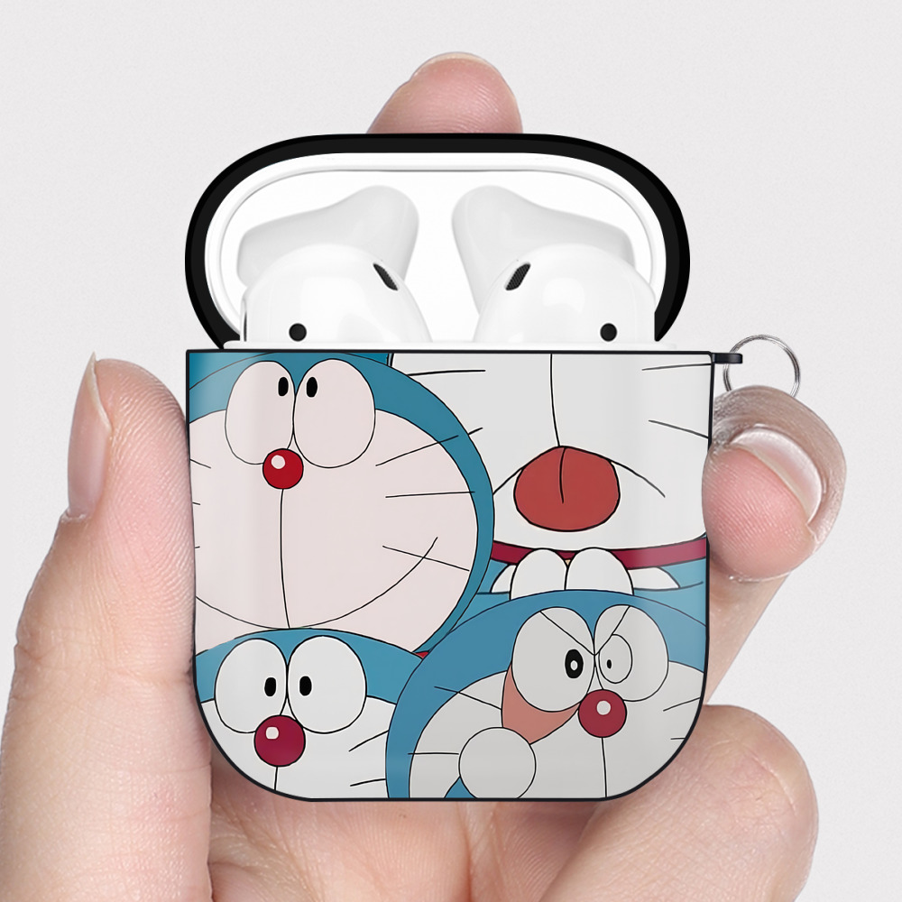 （画像用） ドラえもん Doraemon AirPods 第2世代保護ケース ハードシェル ブラック 耐衝撃・防指紋・カラビナ付き