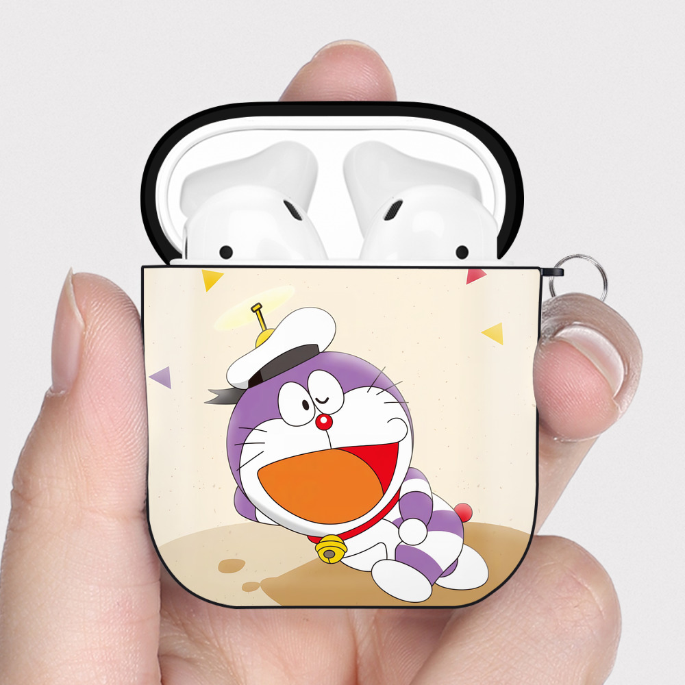 （画像用） ドラえもん Doraemon AirPods 第2世代保護ケース ハードシェル ブラック 耐衝撃・防指紋・カラビナ付き