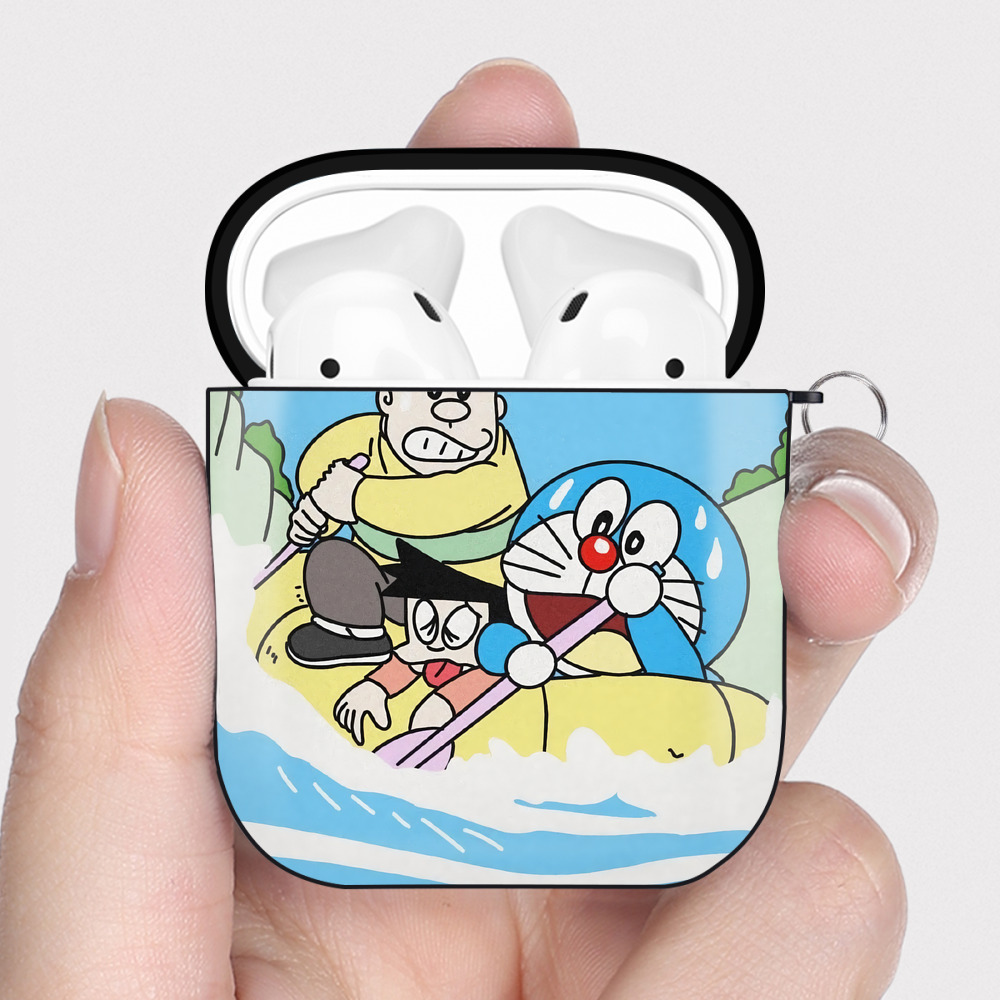 （画像用） ドラえもん Doraemon AirPods 第2世代保護ケース ハードシェル ブラック 耐衝撃・防指紋・カラビナ付き