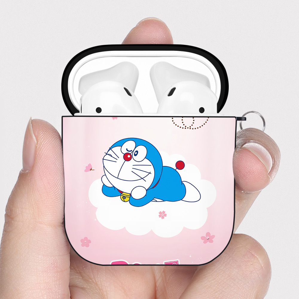 （画像用） ドラえもん Doraemon AirPods 第2世代保護ケース ハードシェル ブラック 耐衝撃・防指紋・カラビナ付き