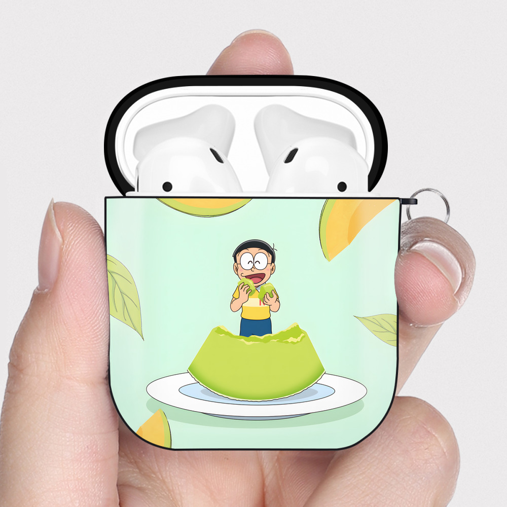 （画像用） ドラえもん Doraemon AirPods 第2世代保護ケース ハードシェル ブラック 耐衝撃・防指紋・カラビナ付き