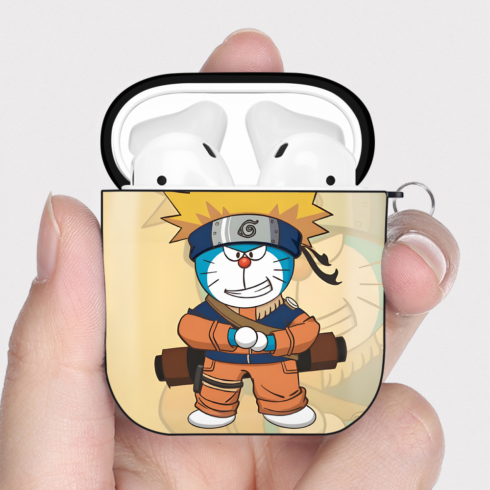 （画像用） ドラえもん Doraemon AirPods 第2世代保護ケース ハードシェル ブラック 耐衝撃・防指紋・カラビナ付き