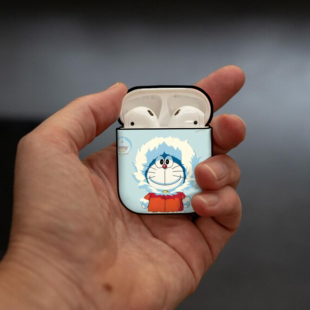 ドラえもん Doraemon AirPods 第2世代保護ケース ハードシェル ブラック 耐衝撃・防指紋・カラビナ付き
