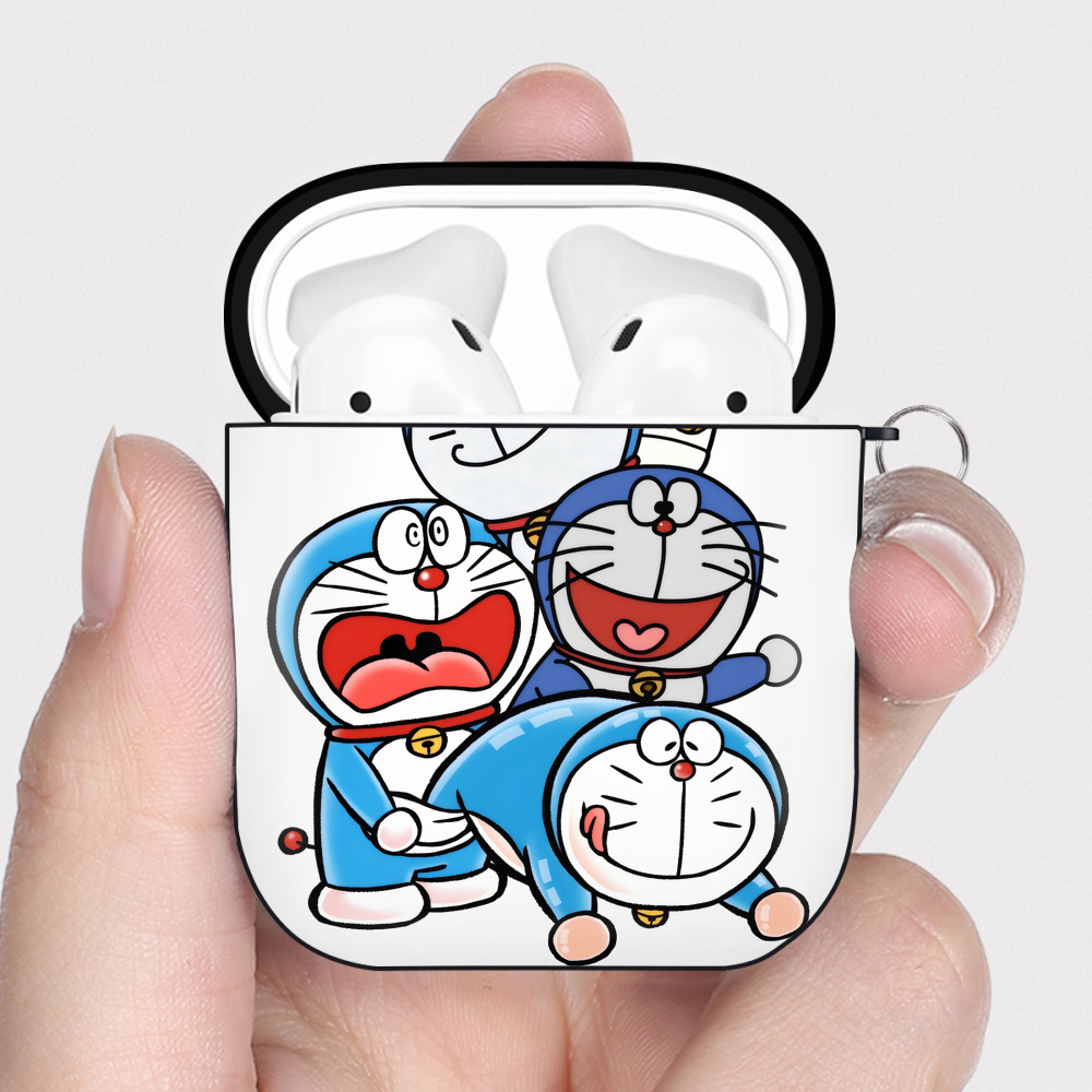 （画像用） ドラえもん Doraemon AirPods 第2世代保護ケース ハードシェル ブラック 耐衝撃・防指紋・カラビナ付き