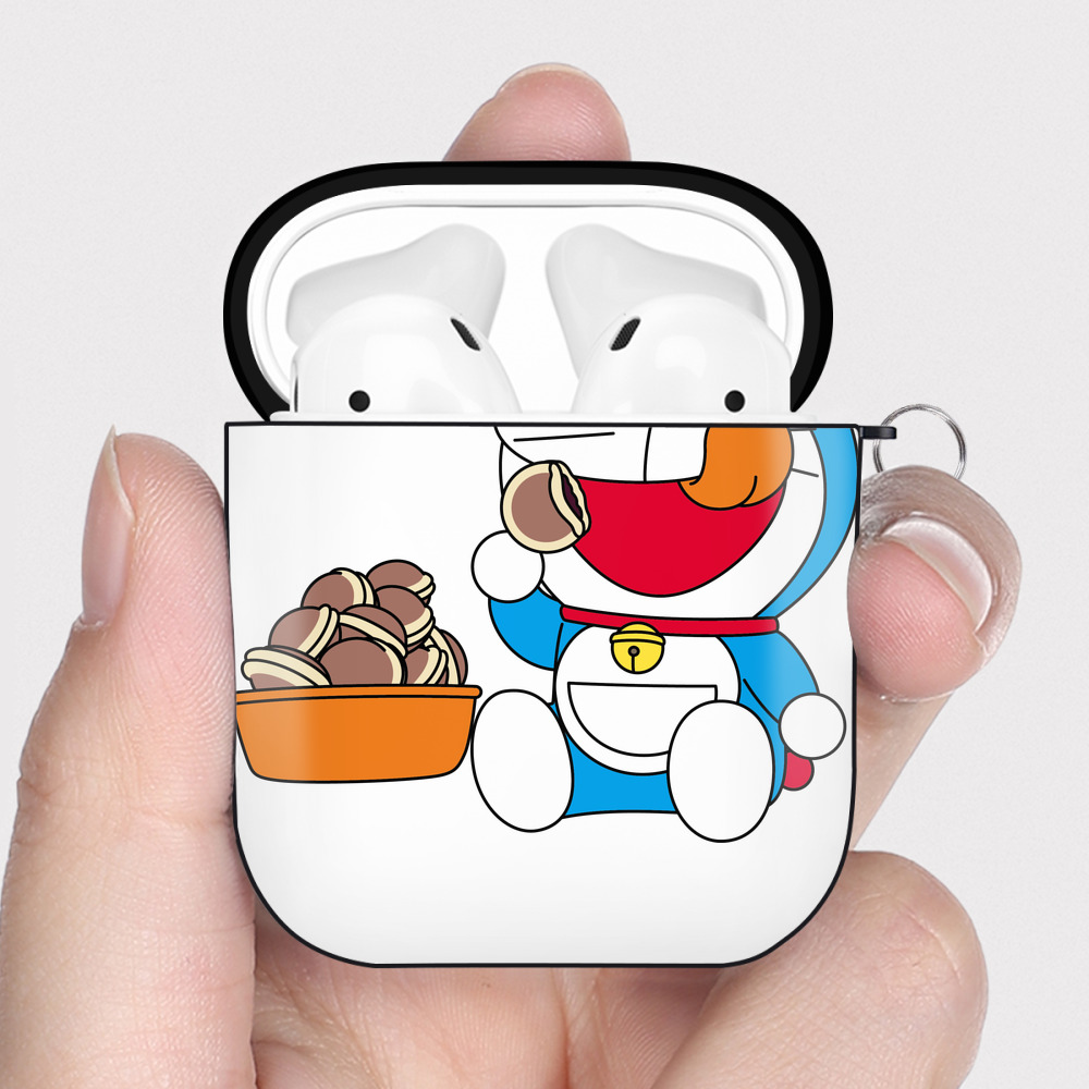 （画像用） ドラえもん Doraemon AirPods 第2世代保護ケース ハードシェル ブラック 耐衝撃・防指紋・カラビナ付き