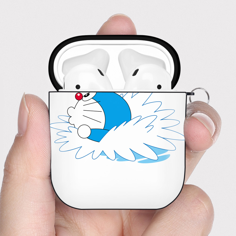 （画像用） ドラえもん Doraemon AirPods 第2世代保護ケース ハードシェル ブラック 耐衝撃・防指紋・カラビナ付き