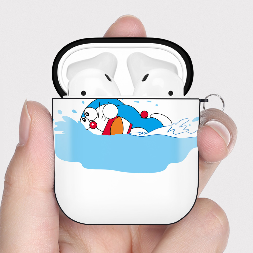 （画像用） ドラえもん Doraemon AirPods 第2世代保護ケース ハードシェル ブラック 耐衝撃・防指紋・カラビナ付き