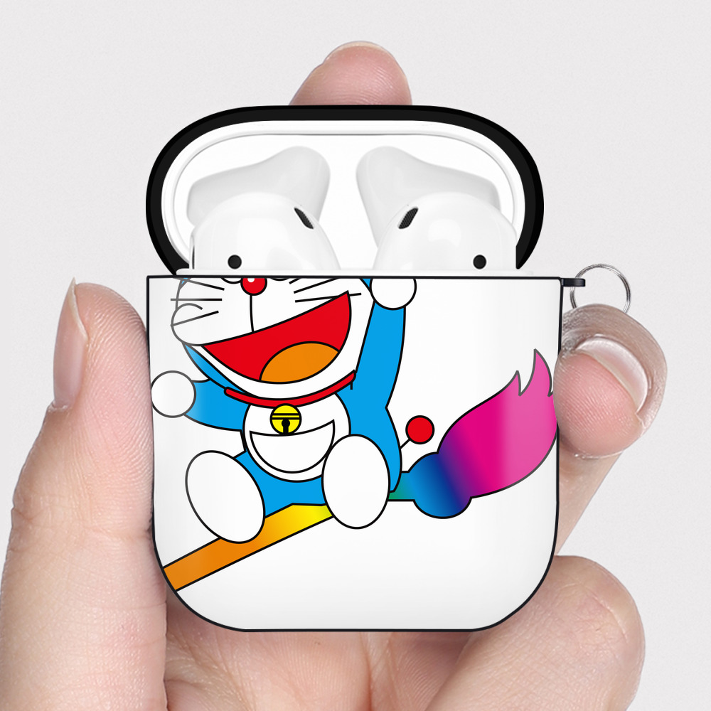 （画像用） ドラえもん Doraemon AirPods 第2世代保護ケース ハードシェル ブラック 耐衝撃・防指紋・カラビナ付き