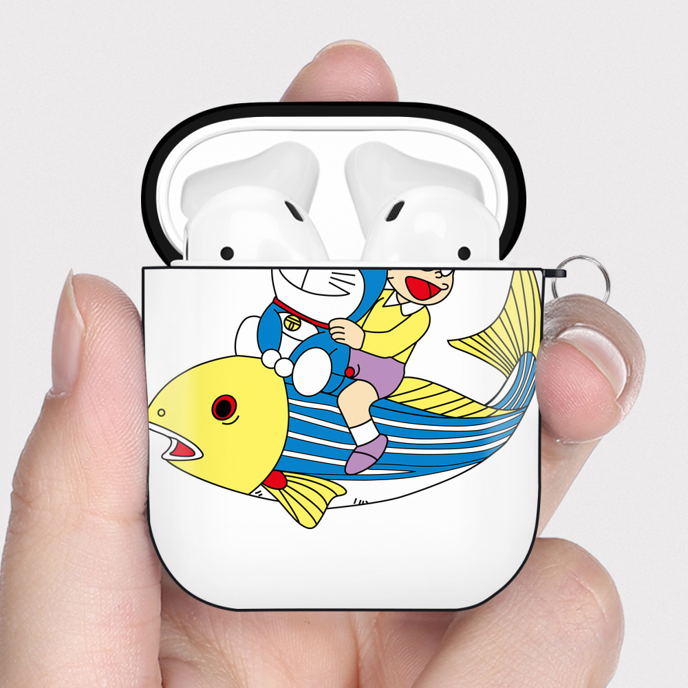 （画像用） ドラえもん 野比 のび太 Doraemon Nobita Nobi AirPods 第2世代保護ケース ハードシェル ブラック 耐衝撃・防指紋・カラビナ付き