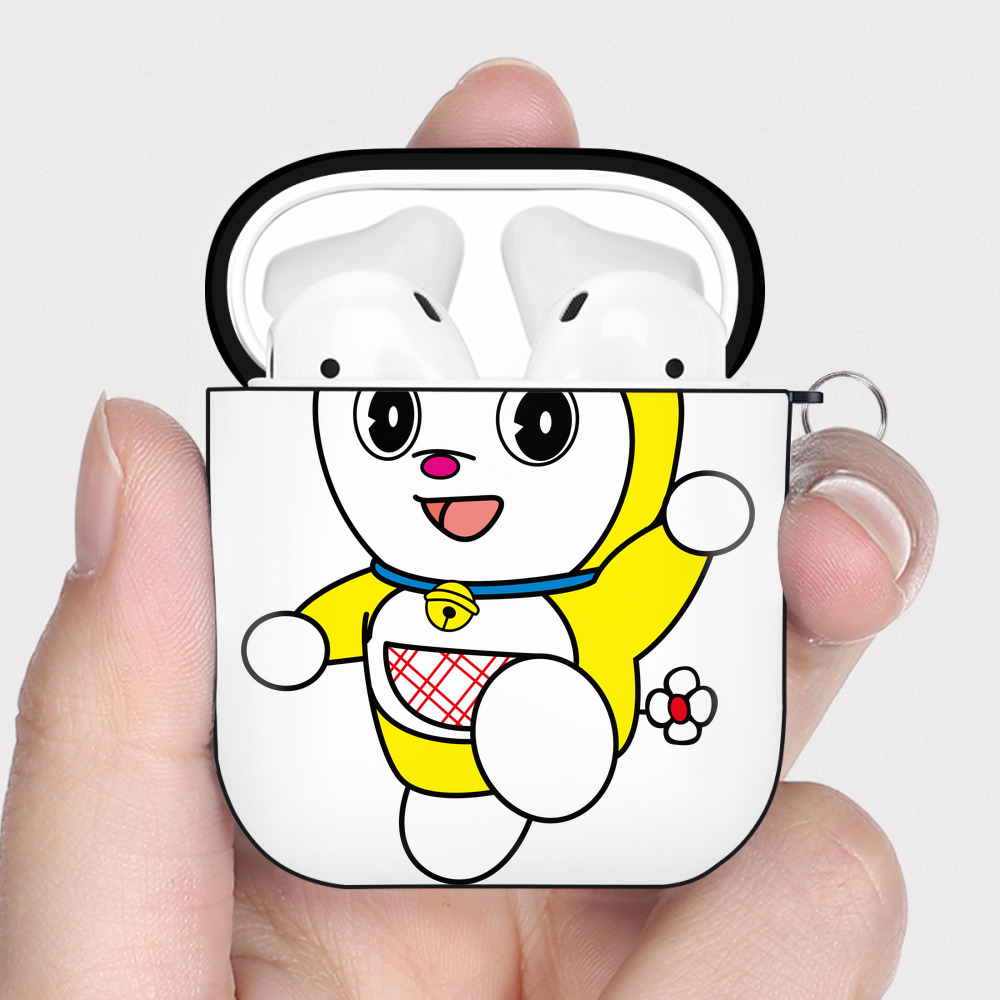 （画像用） ドラえもん ドラミ Doraemon Dorami AirPods 第2世代保護ケース ハードシェル ブラック 耐衝撃・防指紋・カラビナ付き
