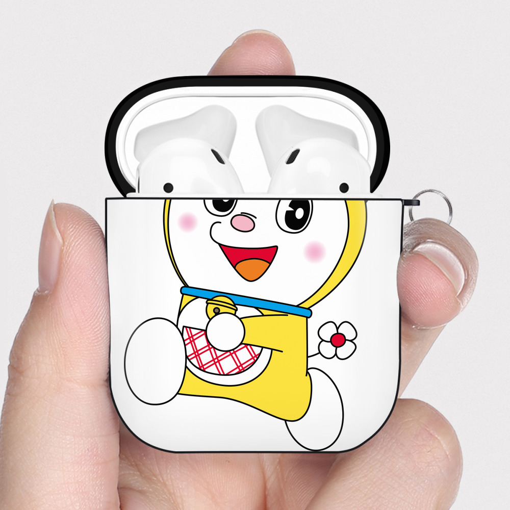 （画像用） ドラえもん ドラミ Doraemon Dorami AirPods 第2世代保護ケース ハードシェル ブラック 耐衝撃・防指紋・カラビナ付き