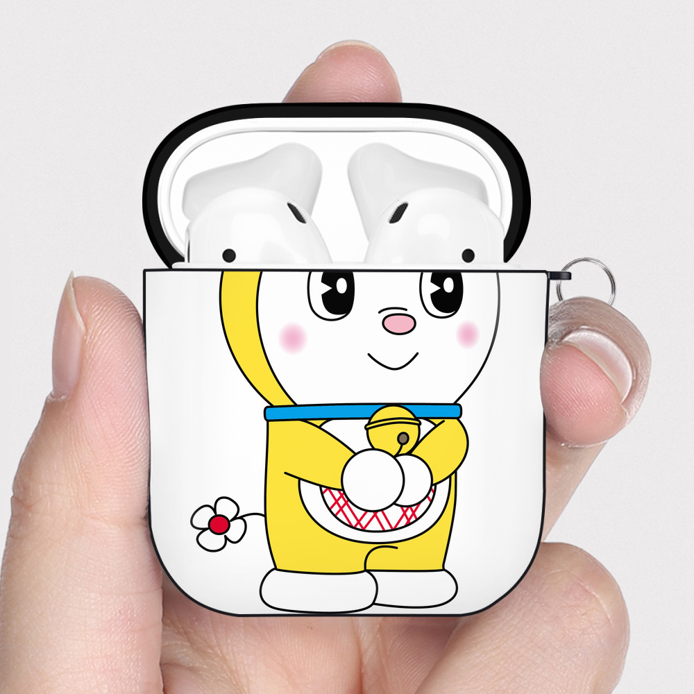 （画像用） ドラえもん ドラミ Doraemon Dorami AirPods 第2世代保護ケース ハードシェル ブラック 耐衝撃・防指紋・カラビナ付き