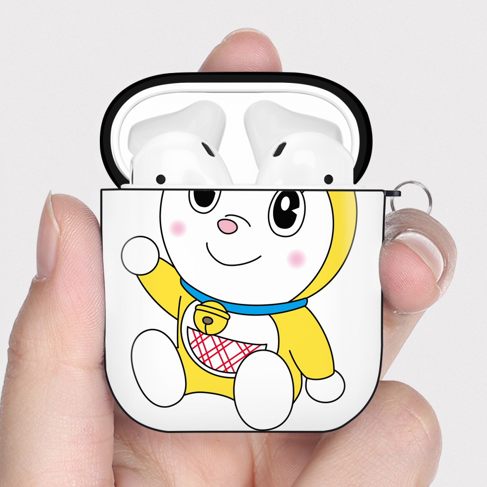（画像用） ドラえもん ドラミ Doraemon Dorami AirPods 第2世代保護ケース ハードシェル ブラック 耐衝撃・防指紋・カラビナ付き