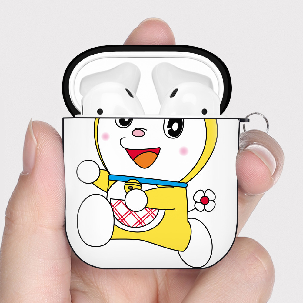 （画像用） ドラえもん ドラミ Doraemon Dorami AirPods 第2世代保護ケース ハードシェル ブラック 耐衝撃・防指紋・カラビナ付き