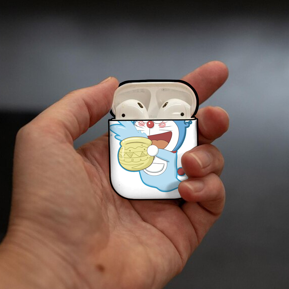 ドラえもん Doraemon AirPods 第2世代保護ケース ハードシェル ブラック 耐衝撃・防指紋・カラビナ付き