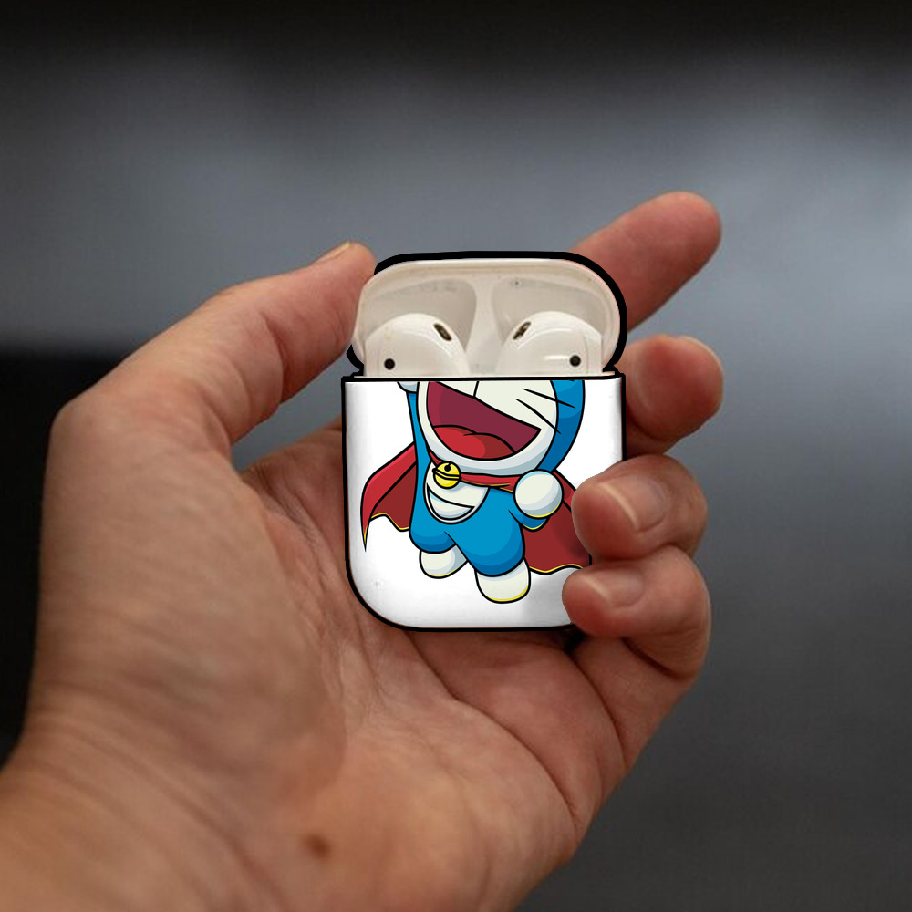 ドラえもん Doraemon AirPods 第2世代保護ケース ハードシェル ブラック 耐衝撃・防指紋・カラビナ付き