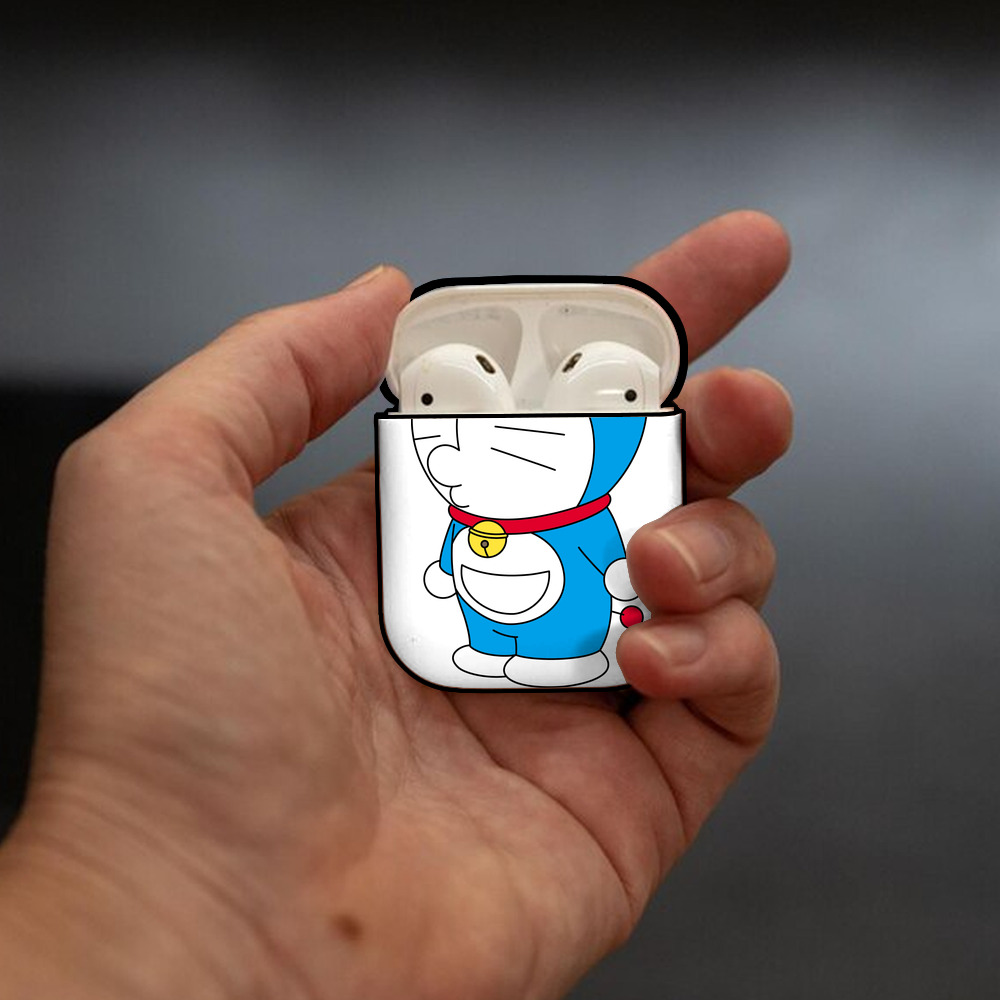 ドラえもん Doraemon AirPods 第2世代保護ケース ハードシェル ブラック 耐衝撃・防指紋・カラビナ付き