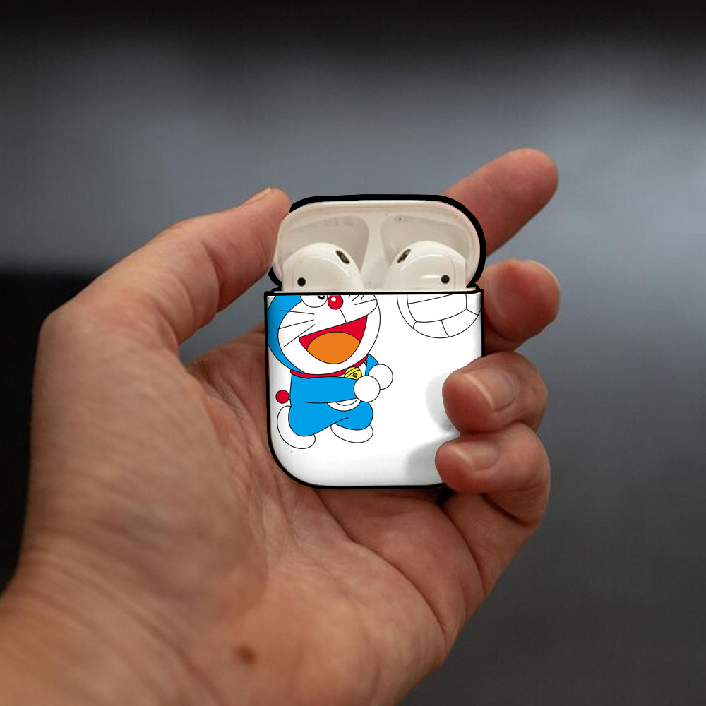 ドラえもん Doraemon AirPods 第2世代保護ケース ハードシェル ブラック 耐衝撃・防指紋・カラビナ付き