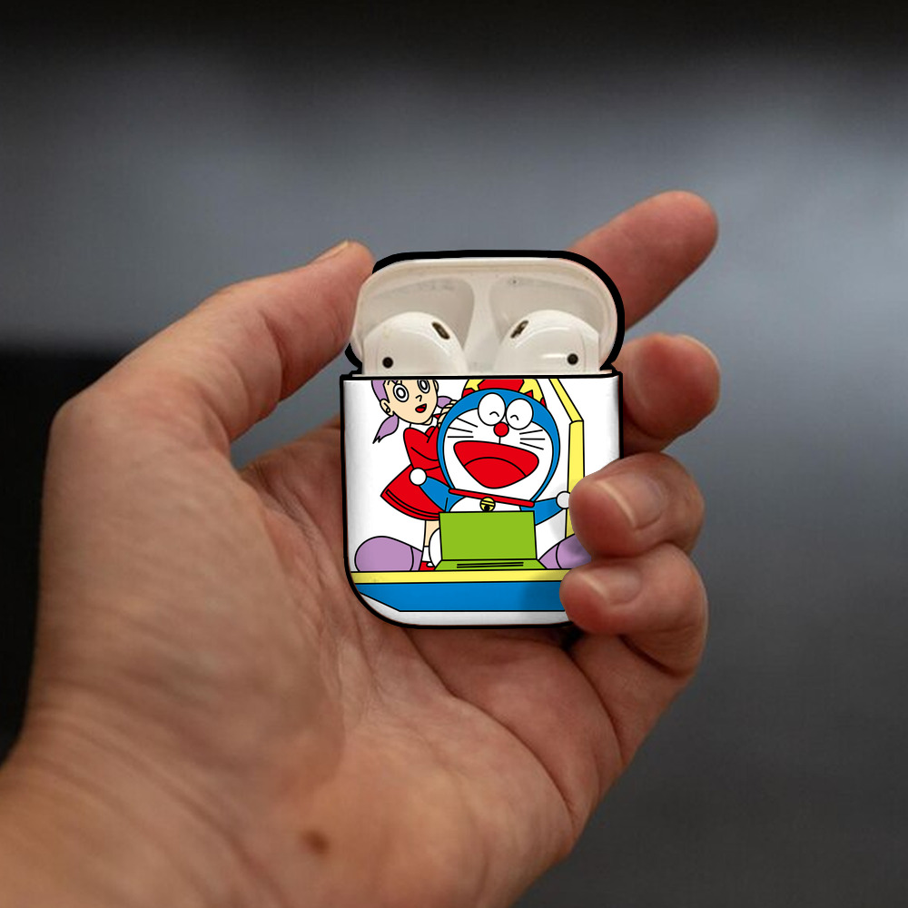 ドラえもん みなもと しずか Doraemon Shizuka Minamoto AirPods 第2世代保護ケース ハードシェル ブラック 耐衝撃・防指紋・カラビナ付き