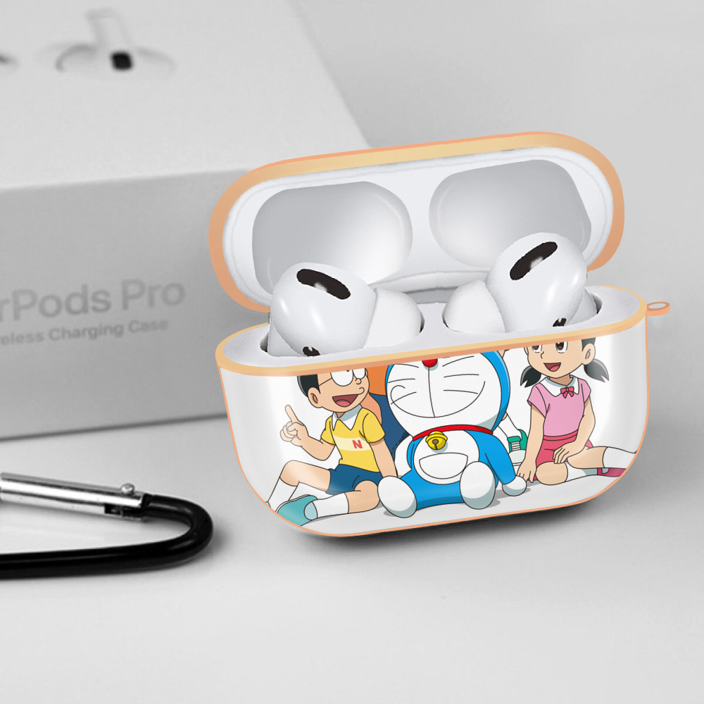 ドラえもん Doraemon 【AirPods Pro用】ハードシェル保護ケース｜耐衝撃・防指紋・カラビナ付き商品仕様